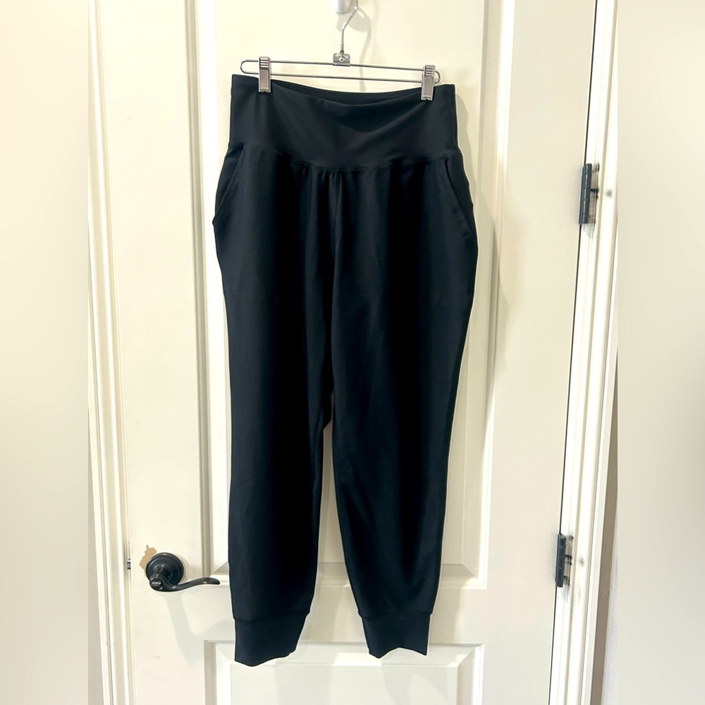 Old navy. Powersoft joggers. Size L